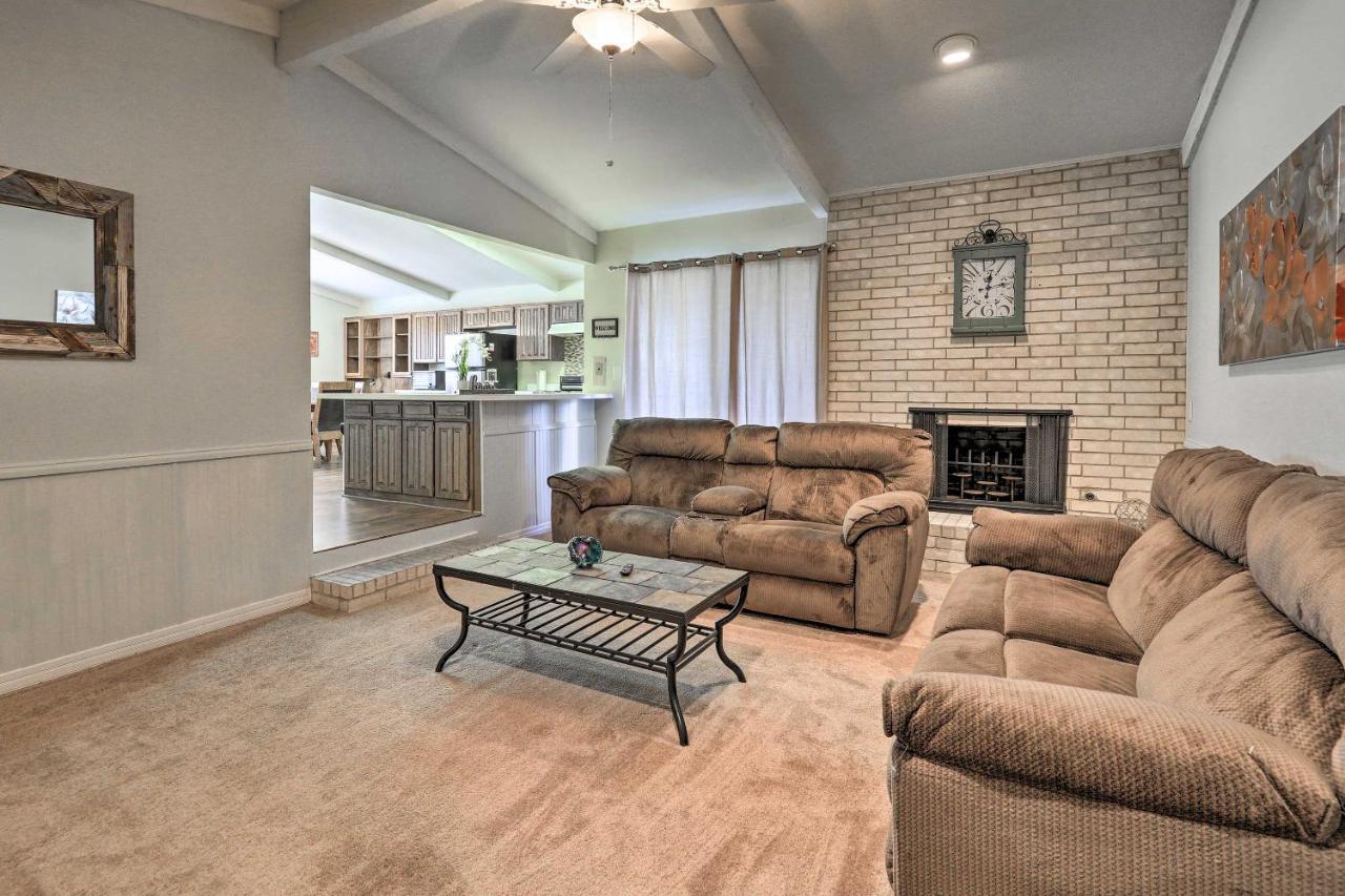 Granbury Getaway With Lake Views 2 Mi To Downtown! Eksteriør billede